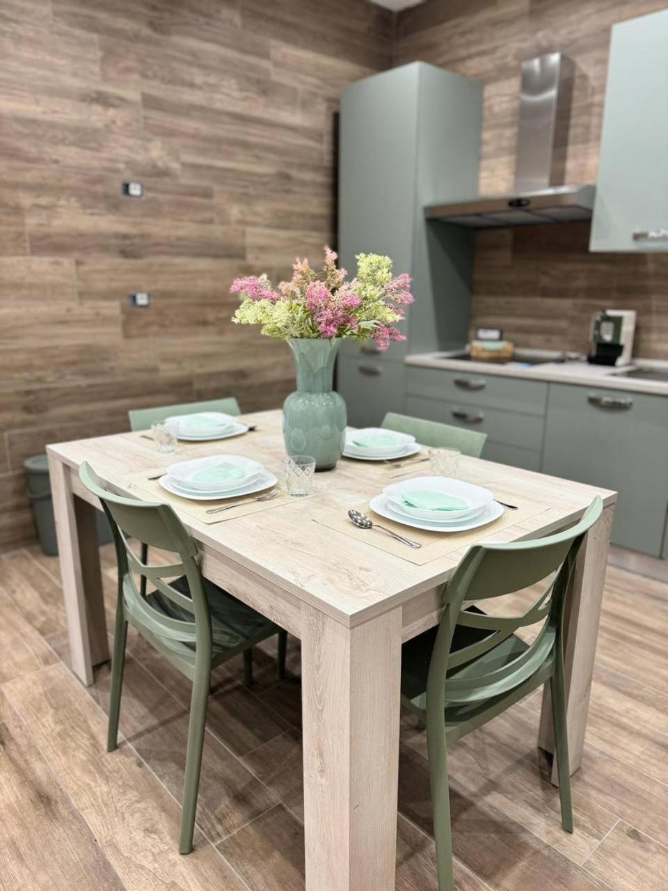 280 Mt Dalla Metro The Mox Luxury Apartament Apartment Napoli Bagian luar foto