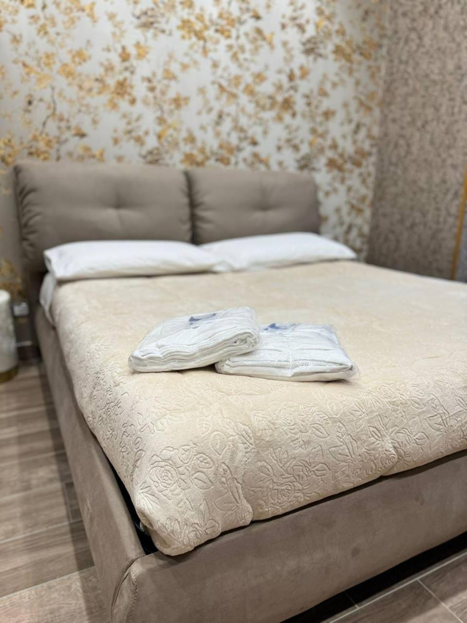 280 Mt Dalla Metro The Mox Luxury Apartament Apartment Napoli Bagian luar foto