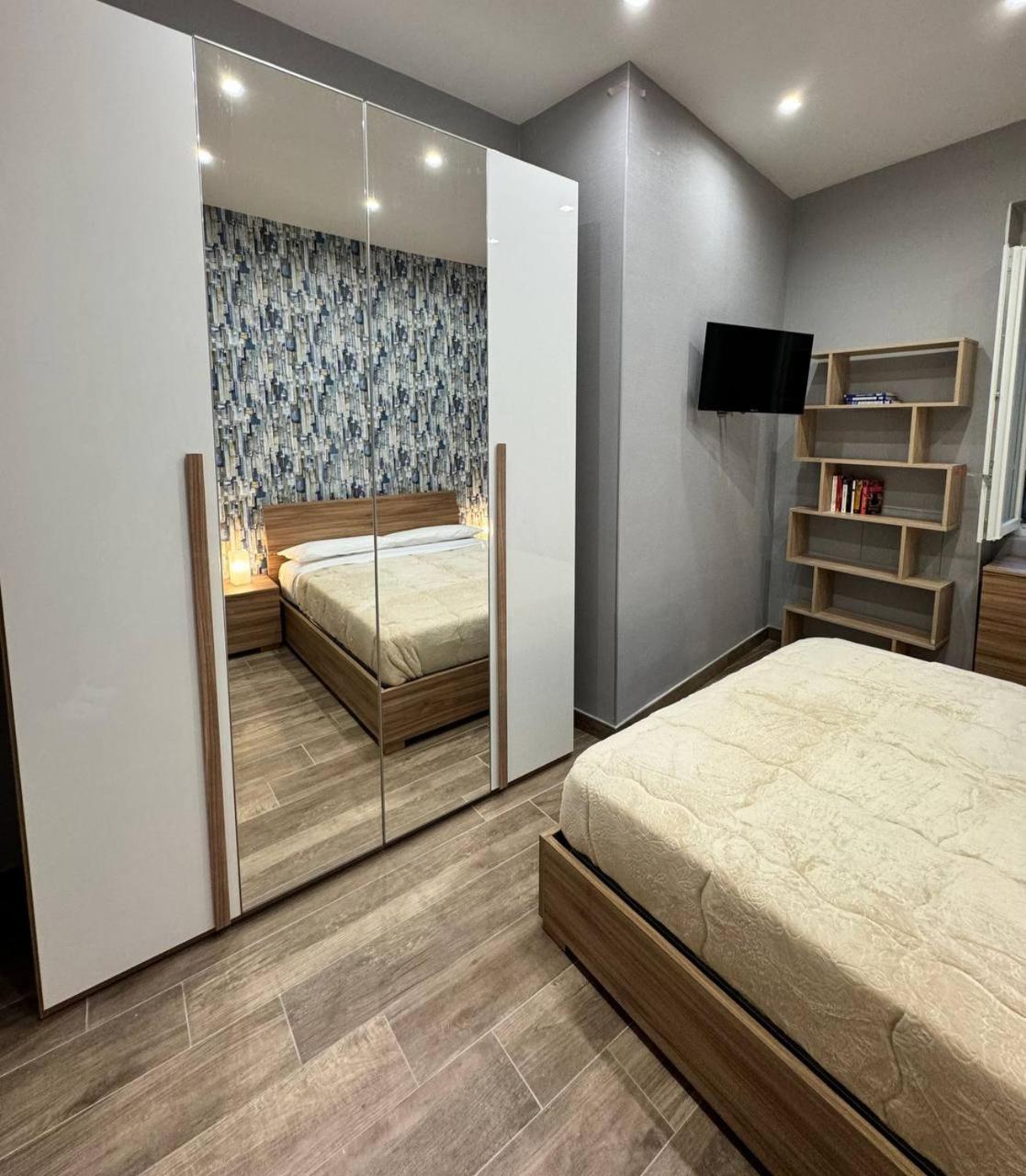 280 Mt Dalla Metro The Mox Luxury Apartament Apartment Napoli Bagian luar foto