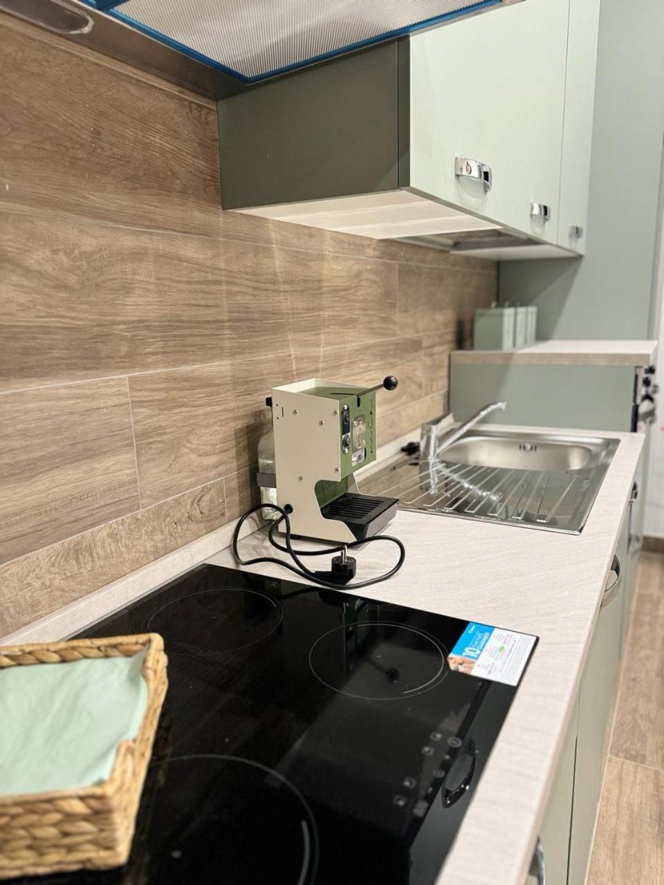 280 Mt Dalla Metro The Mox Luxury Apartament Apartment Napoli Bagian luar foto